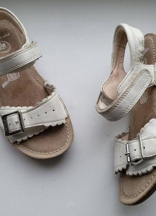 Детские кожаные босоножки clarks