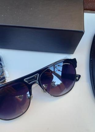 Сонцезахисні окуляри