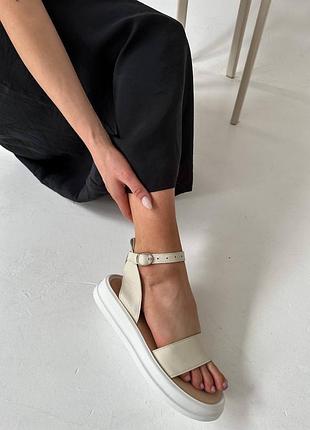Босоножки белые бежевые натуральная кожа10 фото