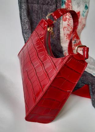 Красная сумочка багет3 фото