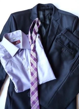 Костюм , сорочка, краватка