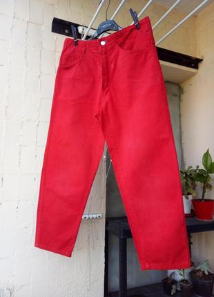 Красные алые джинсы бриджи укороченные брюки деним
