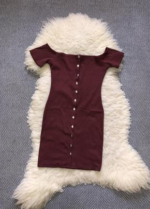 Платье на плечи рубчик резинка лапша в обтяжку по фигуре