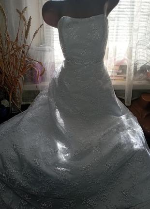 Нежное свадебное белоснежное платье, фата в подарок1 фото