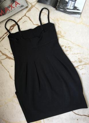 Маленькое чёрное платье на тонких бретелях miss sixty5 фото