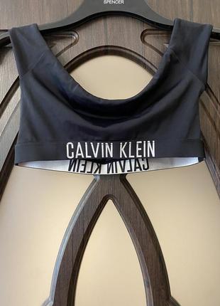 Шикарный, базовый, топ, для спорта, черного цвета, от дорогого бренда: calvin klein 👌5 фото