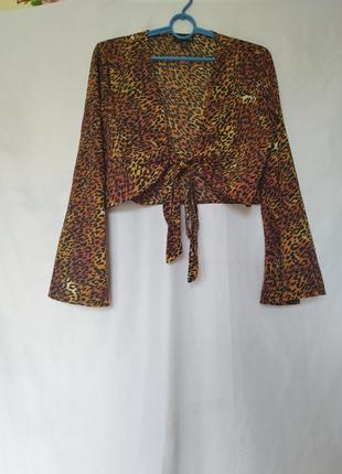 Укороченая блуза топ на завязках в леопардовый принт2 фото