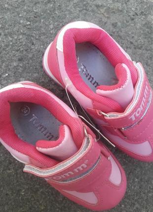 Кросівки для дівчинки4 фото