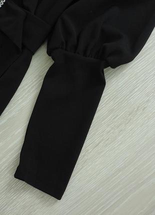 Нова чорна сукня з поясом7 фото