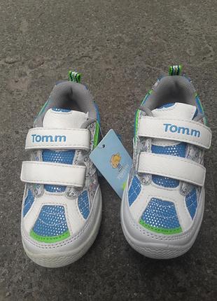 Кросівки для дівчинки 9