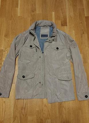 Крутелезавная плащ-куртка от tommy hilfiger оригинал