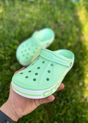 Кроксы crocs bayaband бирюзовые женские сабо  / шлепанцы