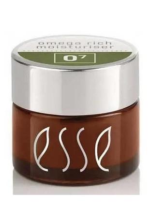 Зволожуючий крем з омега жирними кислотами  esse