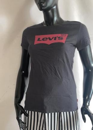 Чорна футболка levi’s