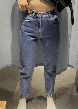 Ідеальні джинси mom pull&bear7 фото