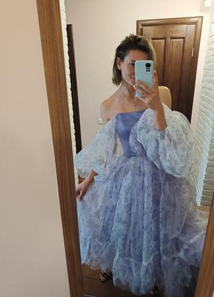 Пишна сукня