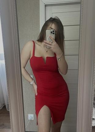 Сукня червона 3
