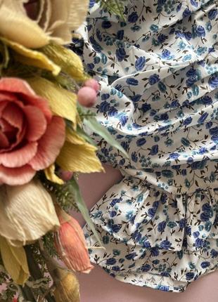 💍біла спідниця в блакитних квітах/біла спідниця з квітковим принтом/літня коротка спідниця з рюшами💍6 фото