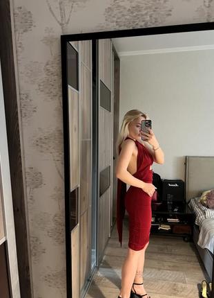 Сукня дуже обтягуюча червона3 фото