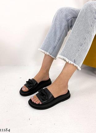 Женские шлепанцы новинка