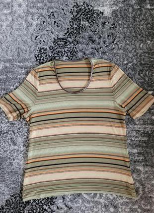 Футболка жіноча