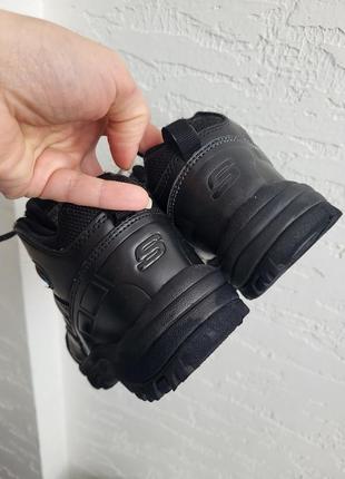 Крутые skechers relvent the детские ботинки в идеале!33-34. 21 см2 фото