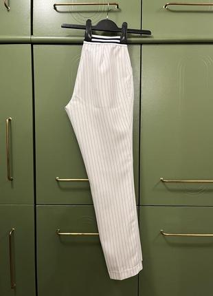 Білі штани в смужку, чиноси, пояс на гумці3 фото