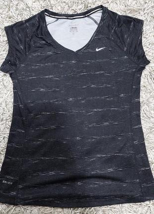 Шикарна женска спортивна футболка nike miler dri-fit.