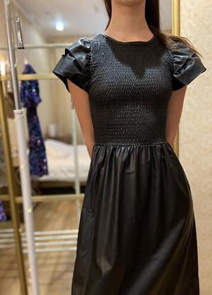 Нарядне плаття- сарафан еко шкіра zara xs