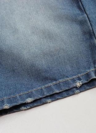Чіткі джинсові шорти з висвітленнями і потертостями від clockhouse5 фото
