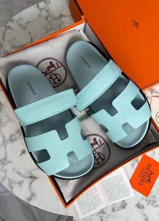 Трендовые босоножки сандали