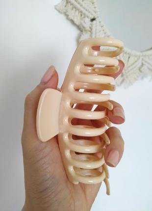 Заколка для волос краб большой зажим бежевый пластиковый крабик