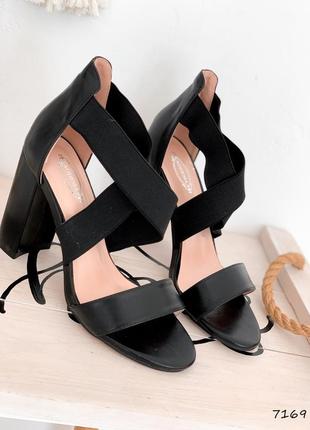 Босоніжки2 фото