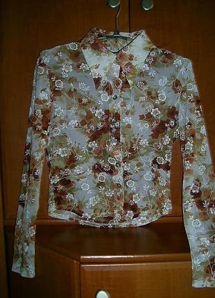 Блузка в цветочный принт