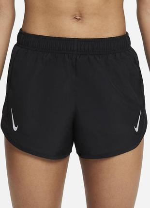 Женские шорты для бега nike fast tempo dri-fit dd5935-0102 фото