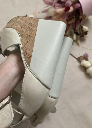 Кожаные босоножки в стиле zara clarks8 фото