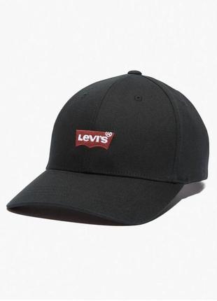 Кепка, бейсболка levi’s. оригинал