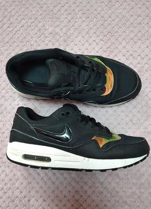 Кроссовки nike