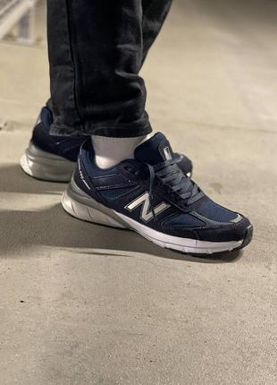 Чоловічі замшеві кросівки new balance 990 v5. колір синій з білим