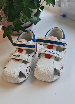 Босоніжки chicco