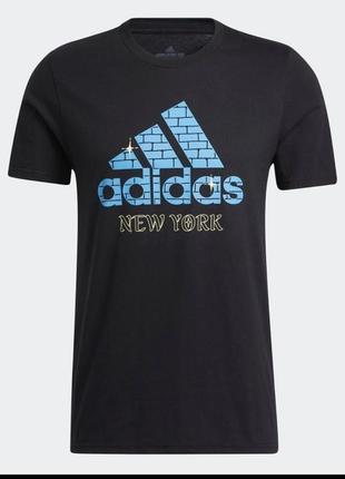 Футболка adidas