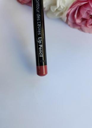 Оличик для губ bobbi brown3 фото