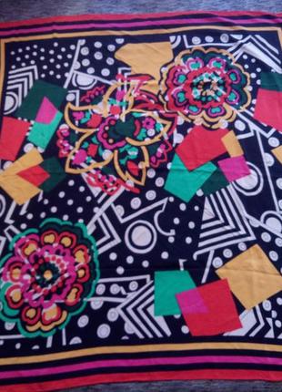 Великий вінтажний шовковий хустку golden camel.