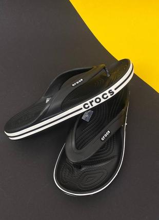 Чоловічі в'єтнамки крокс crocs bayaband flip black / white1 фото