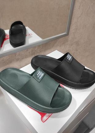 Шлепанцы мужские в разных цветах