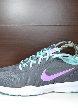 Nike core motion tr2 кроссовки 38.5р оригинал