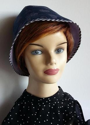 Капелюшок. клош. льон. серця. темно синій. hand made.