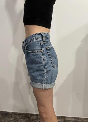 Levi’s джинсові шорти mom з високою посадкою6 фото