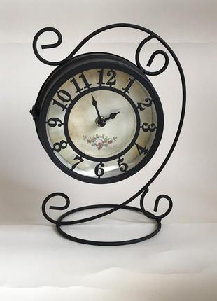 Часы круглые интерьерные