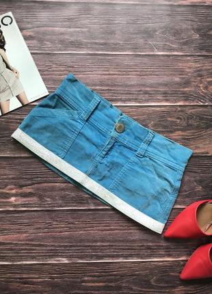 Міні спідниця яскрава блакитна з сріблястою смужкою crocodile